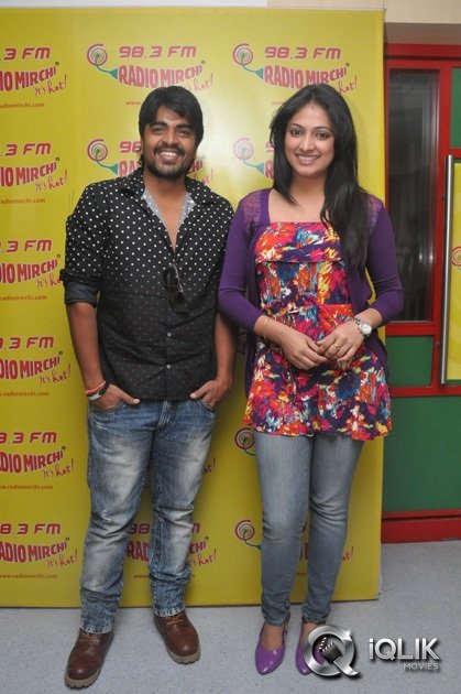 Galata-Movie-Team-at-Radio-Mirchi